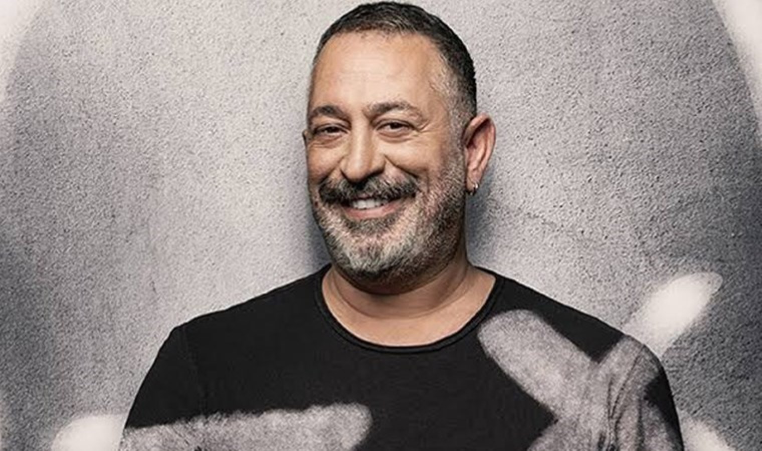 Cem Yılmaz’ın ‘sessizliği’ sosyal medyada gündem oldu