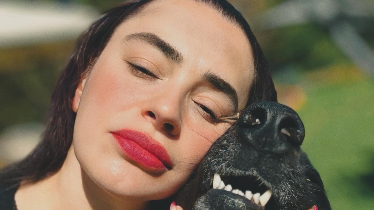 Ceylan Ertem’in sahne performansı açıklaması İrem Derici’yi kızdırdı