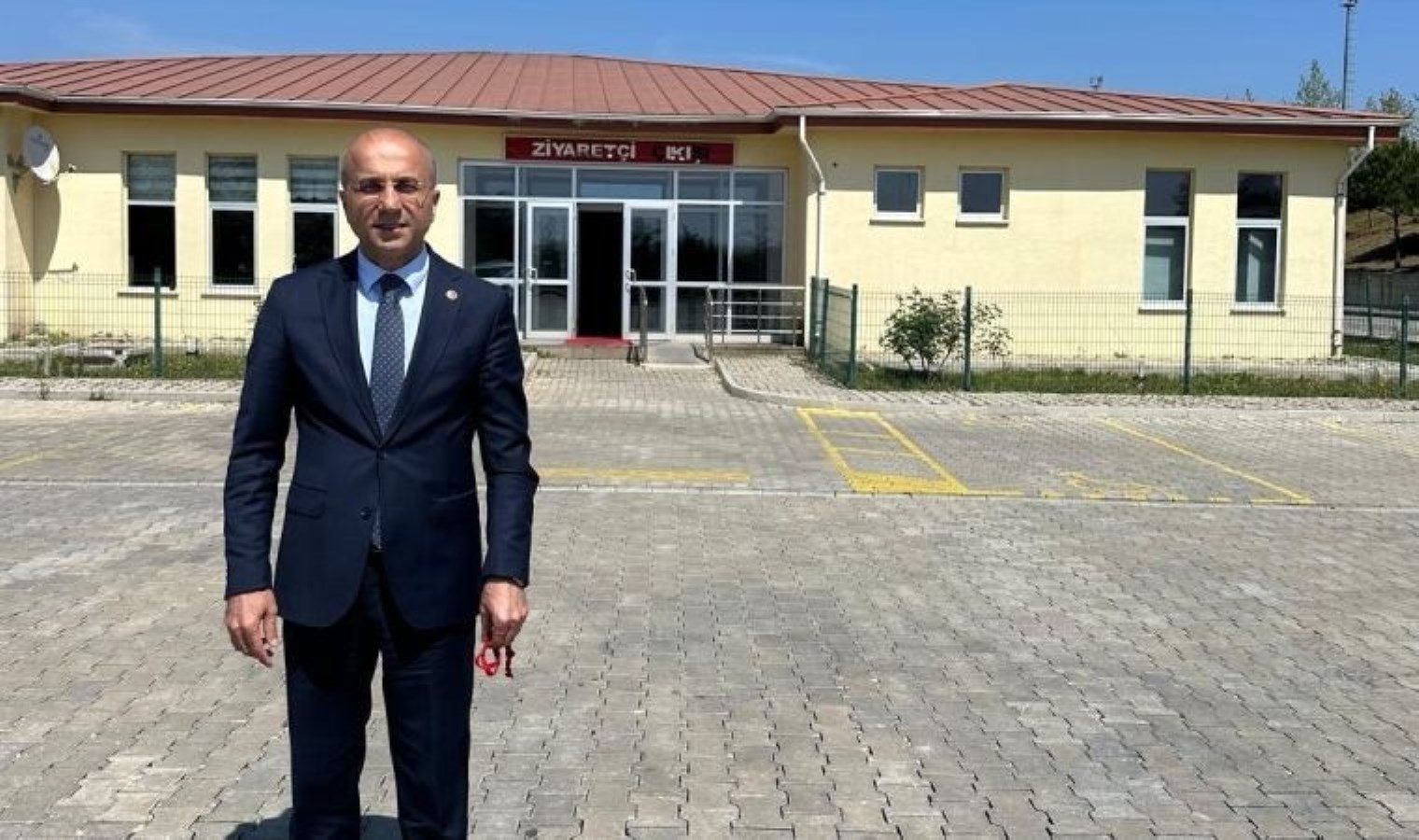 CHP’li Aşkın Genç, Silivri’de İmamoğlu’nu ziyaret etti: ‘Devletin dini adalettir. Milletin iradesinden başka irade yoktur’