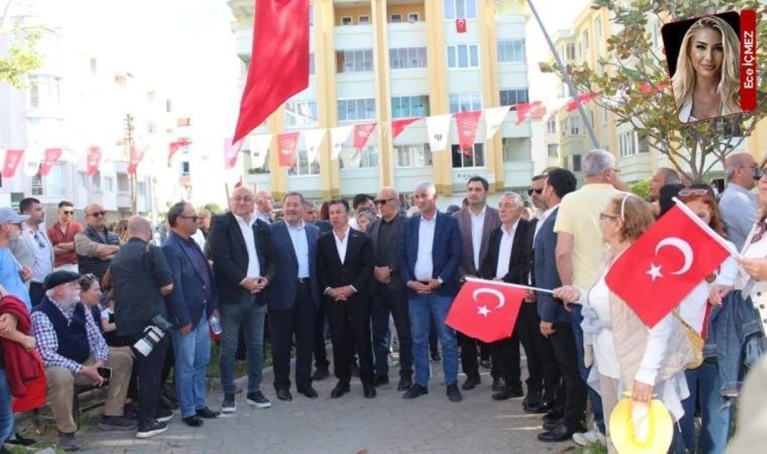 “Demokrasi Yürüyüşü” sona erdi: İmamoğlu ve öğrenciler için yürüdüler