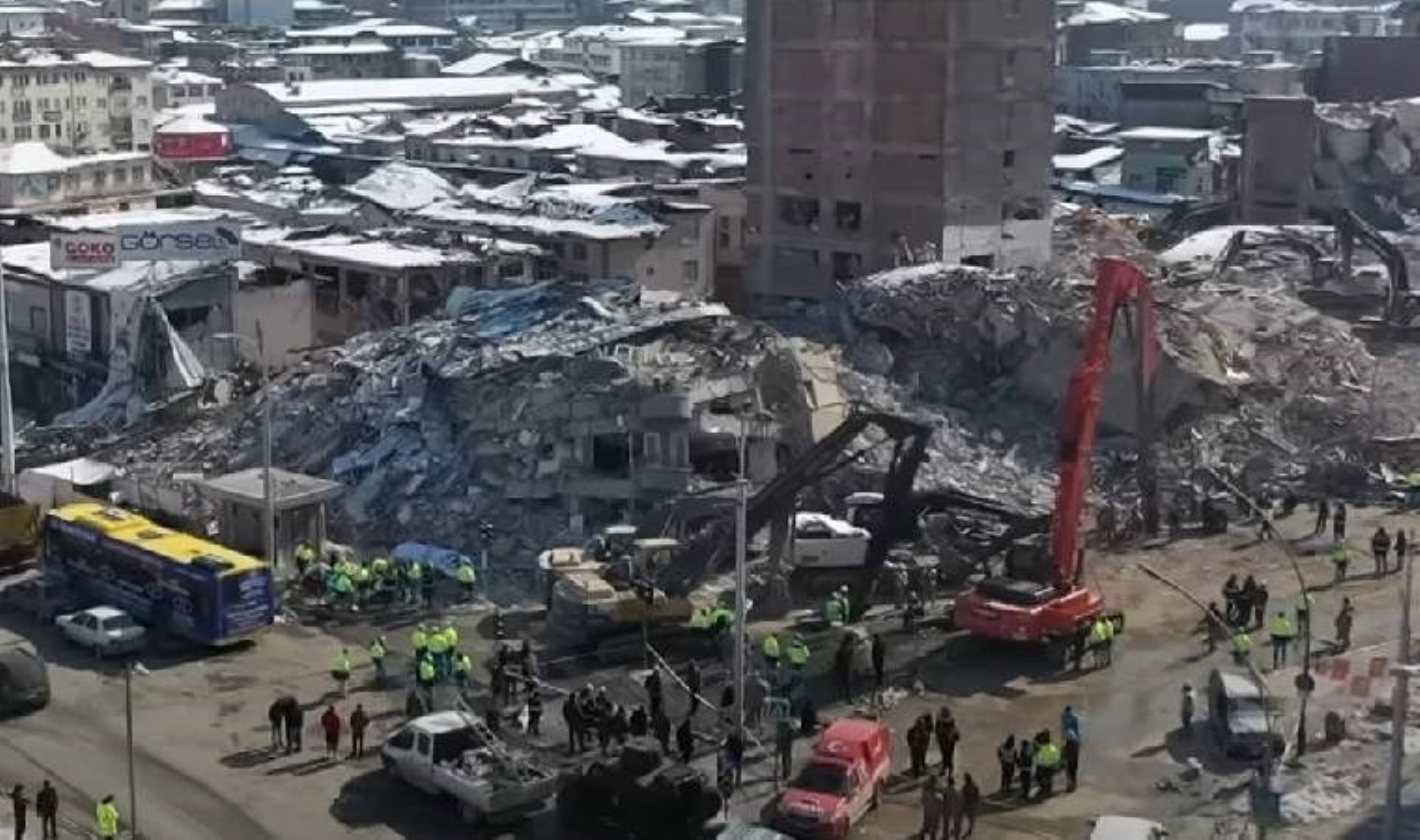 Depremde 21 kişiye mezar olmuştu: Kırçuval Otel davasında ‘bilirkişi raporu’ kararı!