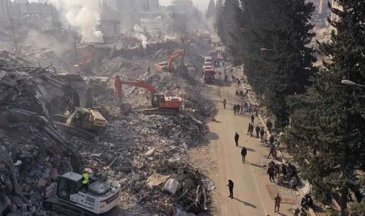 Depremde 84 kişiye mezar olan Hünkar Apartmanı sanığı: Allah’tan gelen bu felaket nedeniyle suçlu sayılıyorum