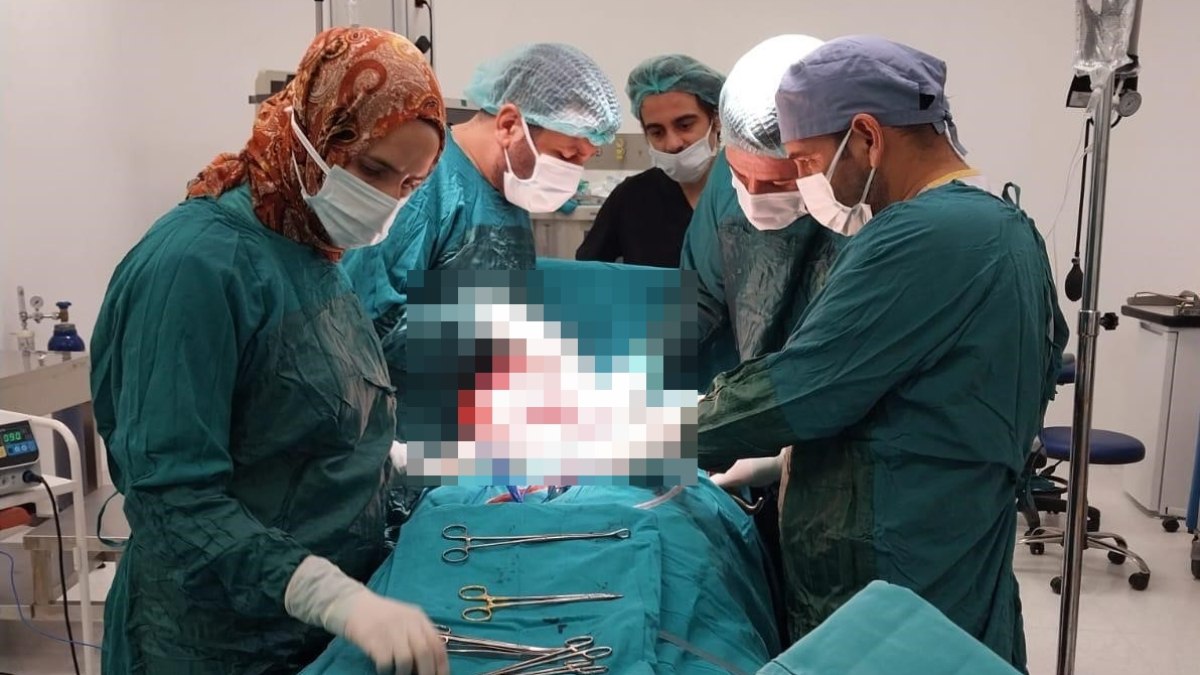 Diyarbakır’da rahminden 35 santimlik miyom çıktı