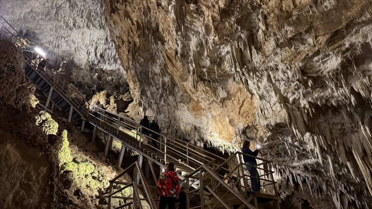 Düzce’de Fakıllı Mağarası bayram tatilinde ziyaretçileri ağırladı