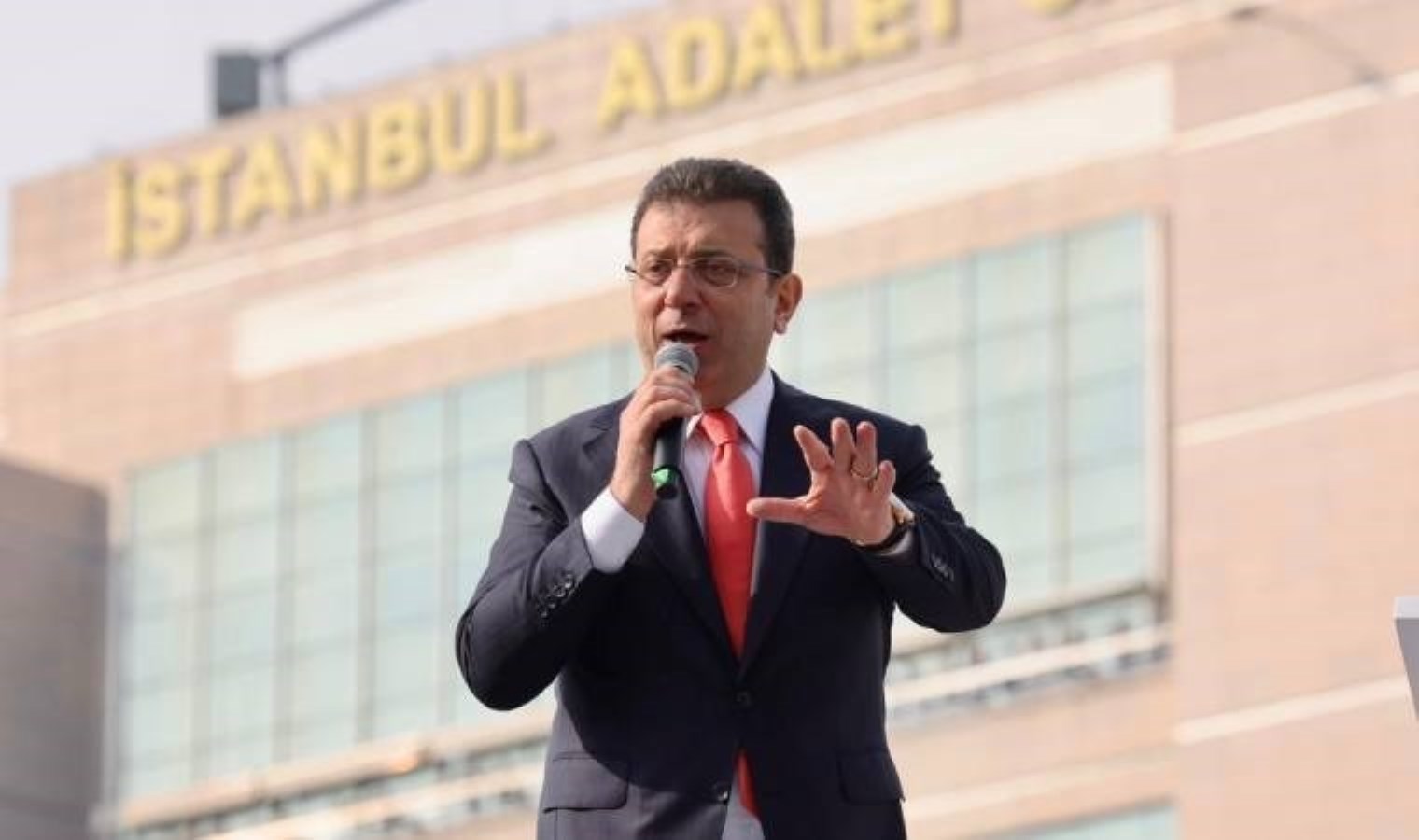Ekrem İmamoğlu’ndan miting çağrısı: ‘Mersin iradesine sahip çıkacak’