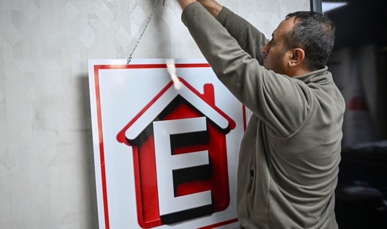 Emlak sektöründe yeni dönem: Kurumsallık için ‘E’ tabela uygulaması başlıyor