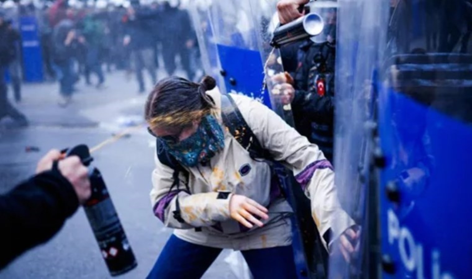 Emniyet’ten ‘gözaltındaki kadınlara çıplak arama ve cinsel taciz’ açıklaması: ‘Bu iftiraları yayanlarla ilgili suç duyurusunda bulunulmuştur’