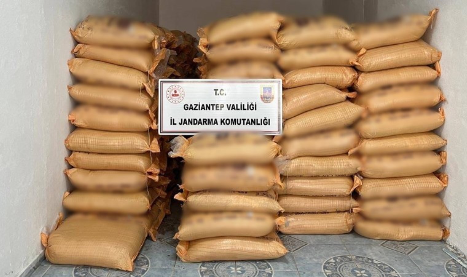 Gaziantep’te ele geçirildi: Tam 1,4 milyon TL değerinde…