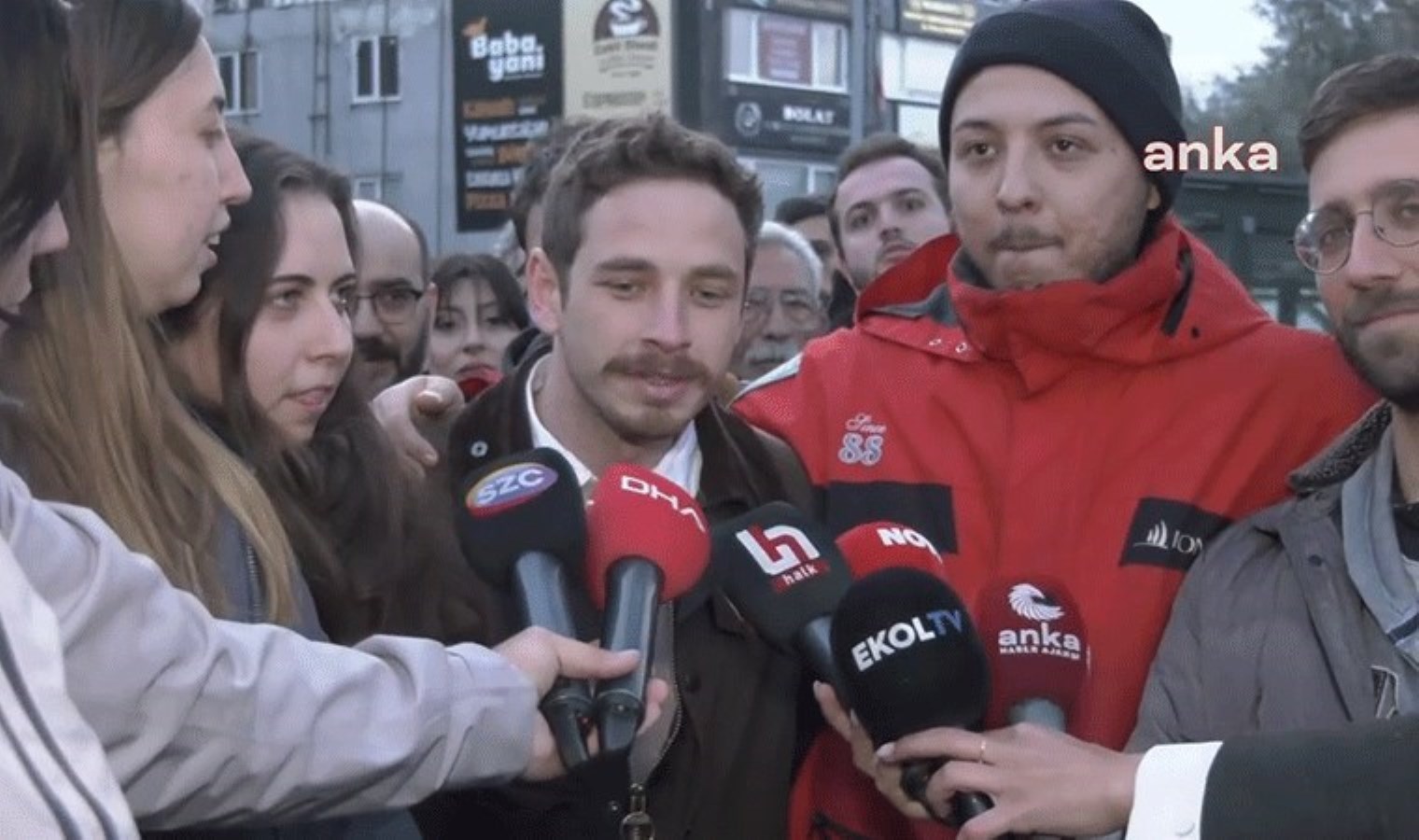 Gözaltına alınmıştı… Cem Yiğit Üzümoğlu’ndan yeni açıklama: ‘Mücadele etmek zorundayız’