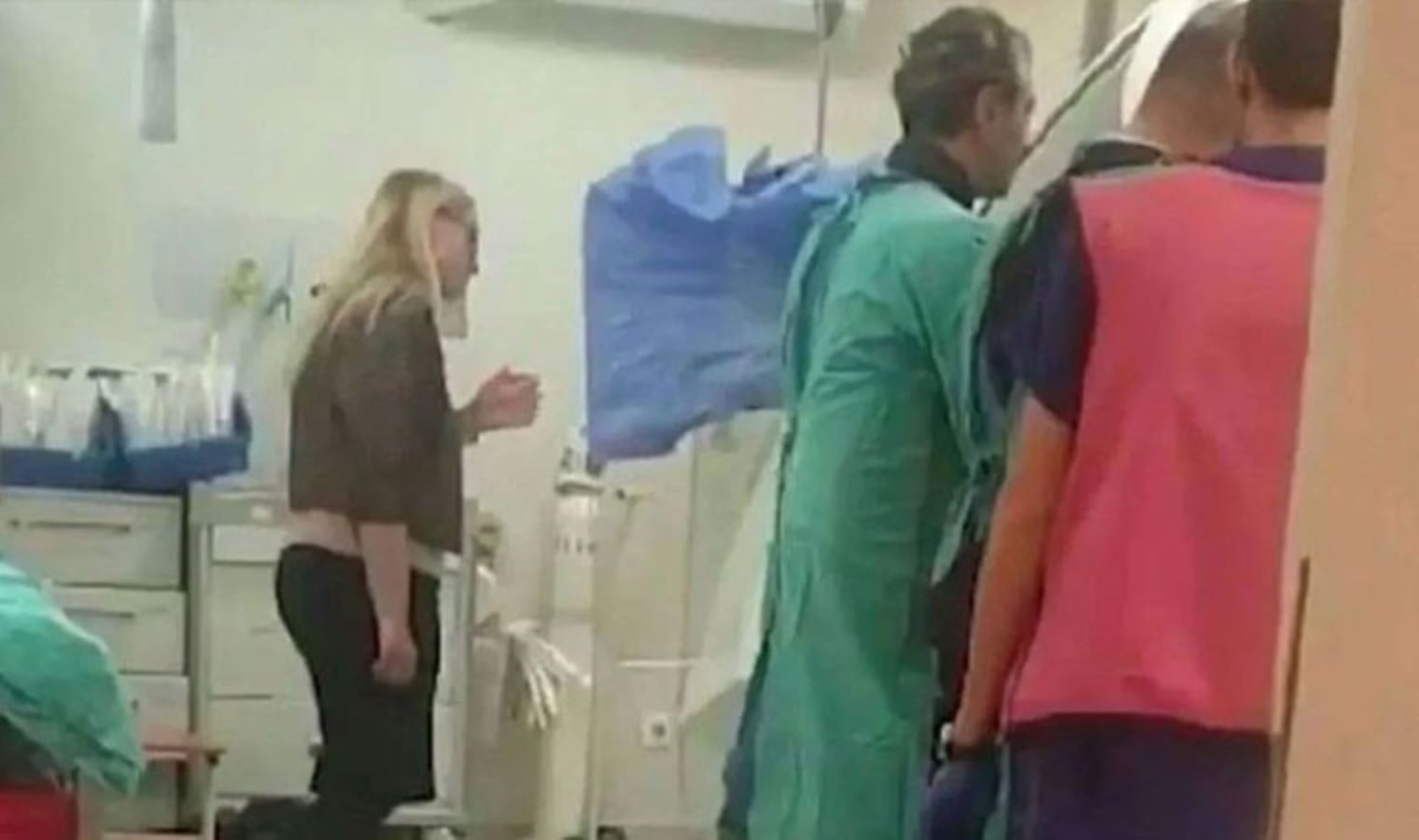 Hastayla anjiyo sırasında pazarlık yapan muhasebeciye 10 yıl hapis istemi