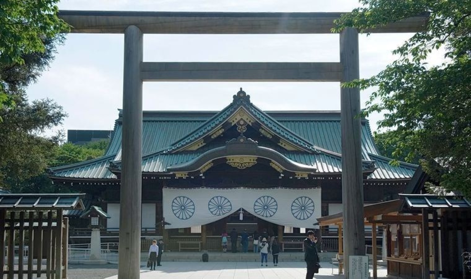 İki ülke arasında tapınak gerilimi: Adak göndermesini protesto etti