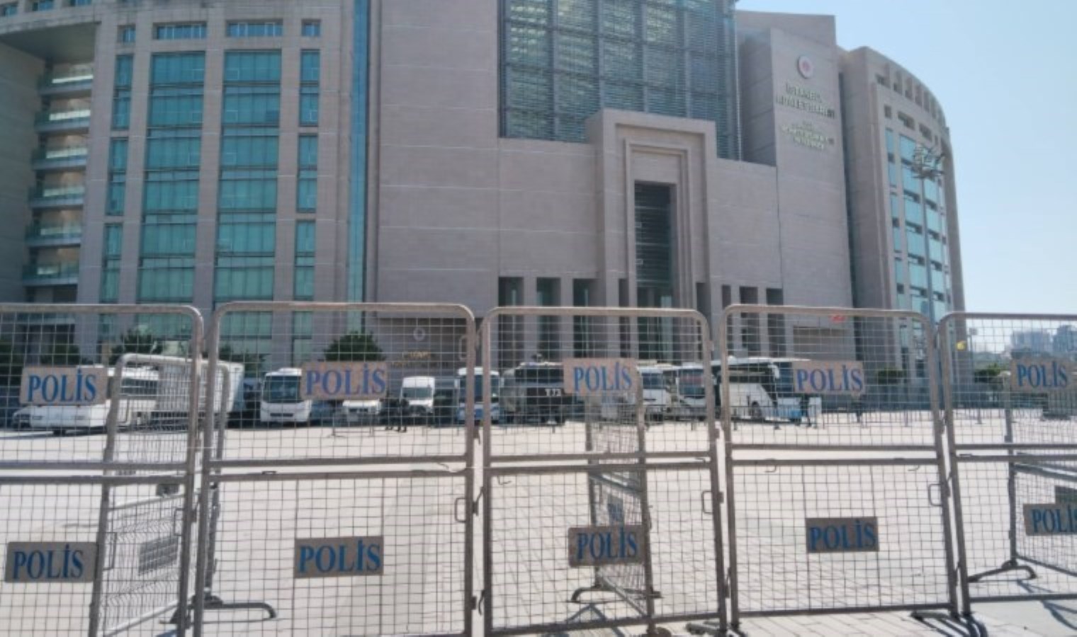 İmamoğlu ifade için getirilecek: Çağlayan Adliyesi’nde güvenlik önlemleri artırıldı!