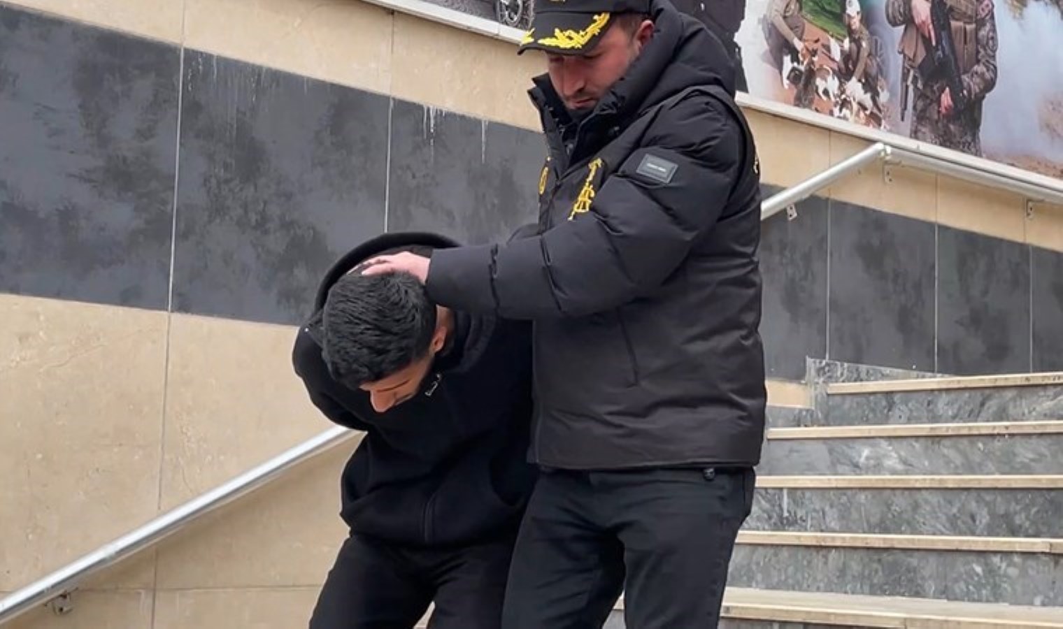 İstanbul’da 283 bin liralık vurgun… Sosyal medyada tanıştığı kişiyi böyle dolandırdı!