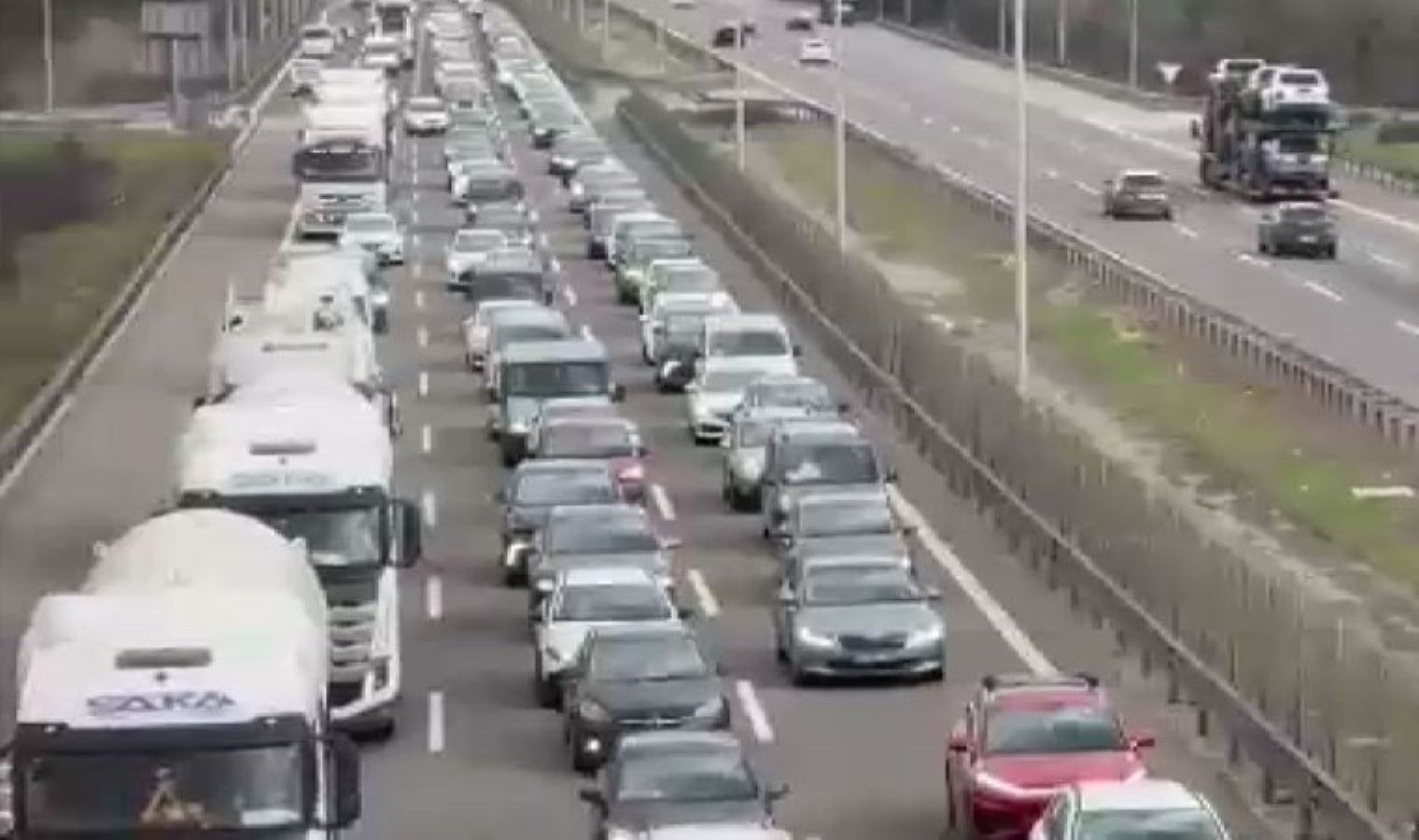 İstanbul’da bayram dönüşü trafik çilesi başladı!