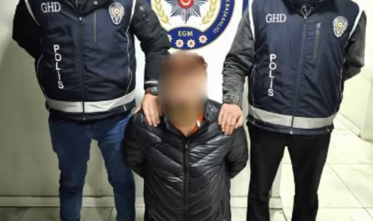 İtalya kırmızı bültenle arıyordu… Suç örgütü elebaşı İstanbul’da yakalandı!