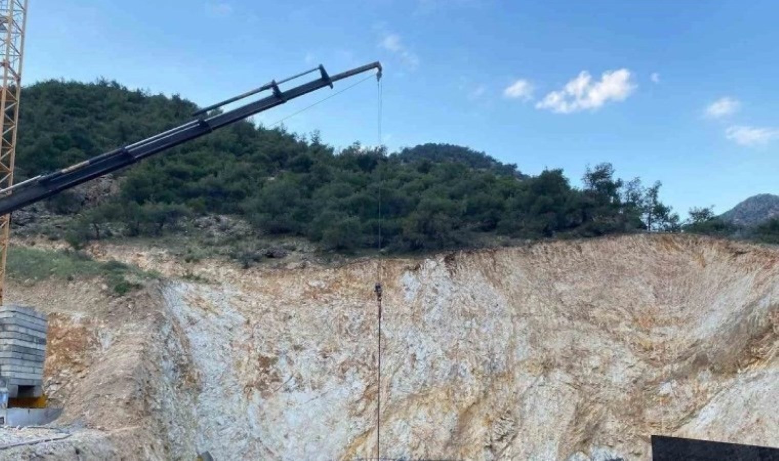 İzmir-Ankara hızlı tren hattı inşaatında kaza: Çok sayıda yaralı var!