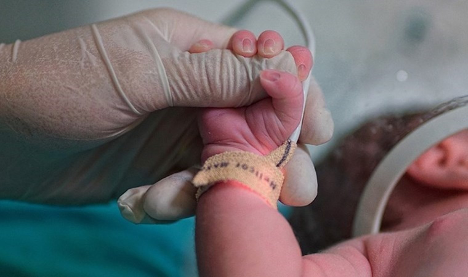 Kadınlardan ‘normal doğum’ tepkisi: ‘Bu karar siyasilerin değil’