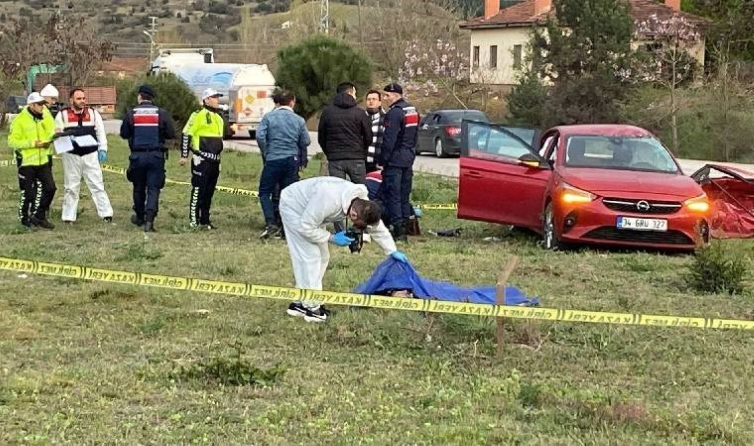 Katliam gibi kaza… Aynı aileden 4 kişi hayatını kaybetti!