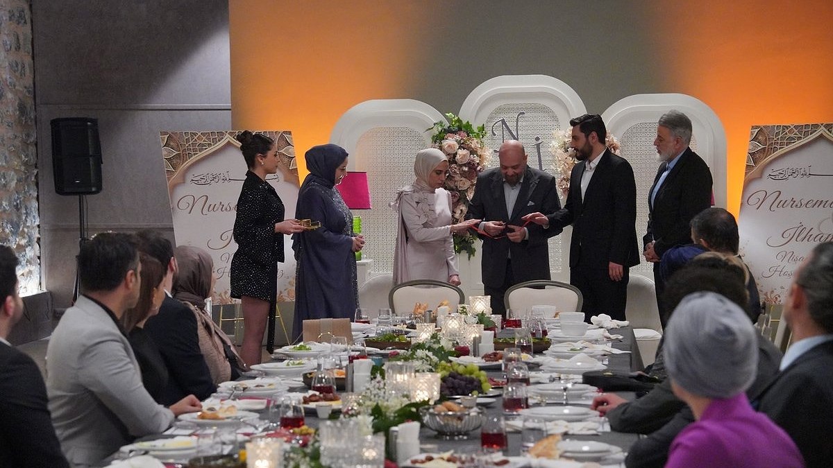 Kızılcık Şerbeti’ne figüran ilanı: Ücretler ifşa oldu