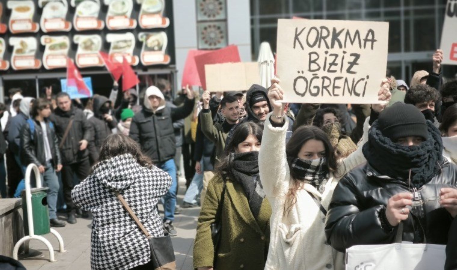 Konya’da üniversite öğrencileri sokakta: Hukuki güvenlik hissinden yoksunuz