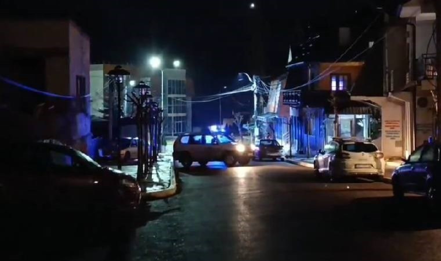 Kosova’da postaneye el bombası atıldı!