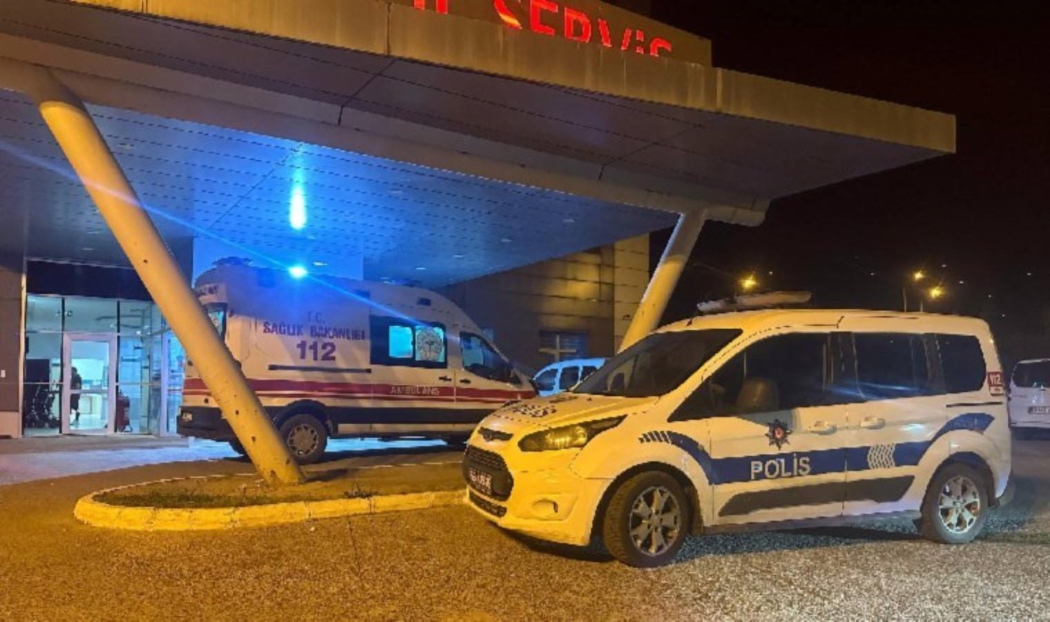 Mardin’de TIR ile hafif ticari araç çarpıştı: Yaralılar var!