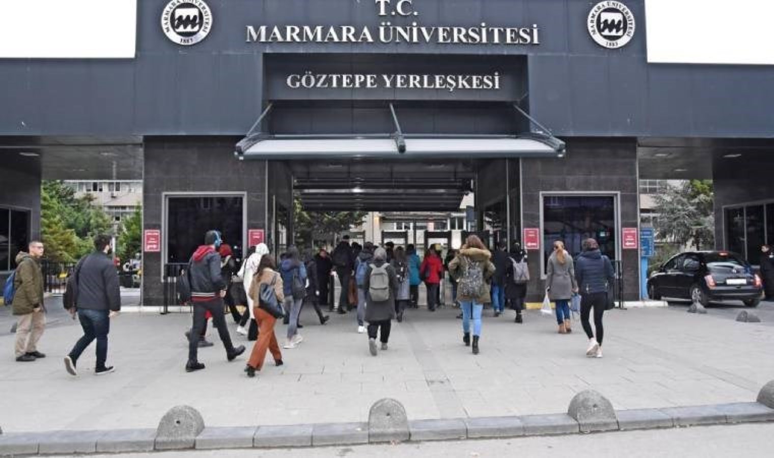 Marmara Üniversitesi’nde dayanışmaya engel: ‘Tutsaklarla dayanışmak yasak’