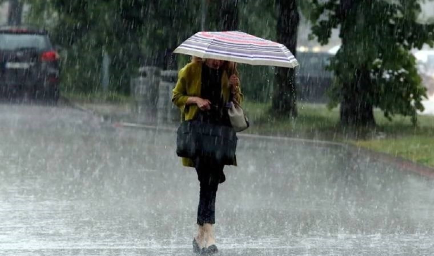 Meteoroloji saat verdi: Hakkari için ‘gök gürültülü sağanak’ uyarısı!
