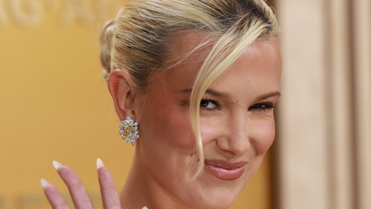 Millie Bobby Brown eleştirilere cevap verdi: Büyüdüğüm için özür dilemiyorum