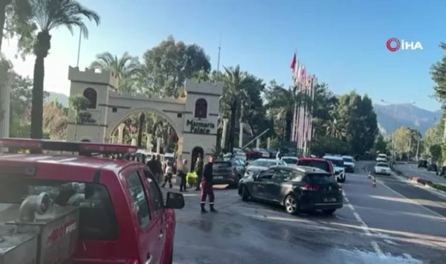 Muğla’da 5 yıldızlı otelde korkutan yangın… Odalara da sıçradı!