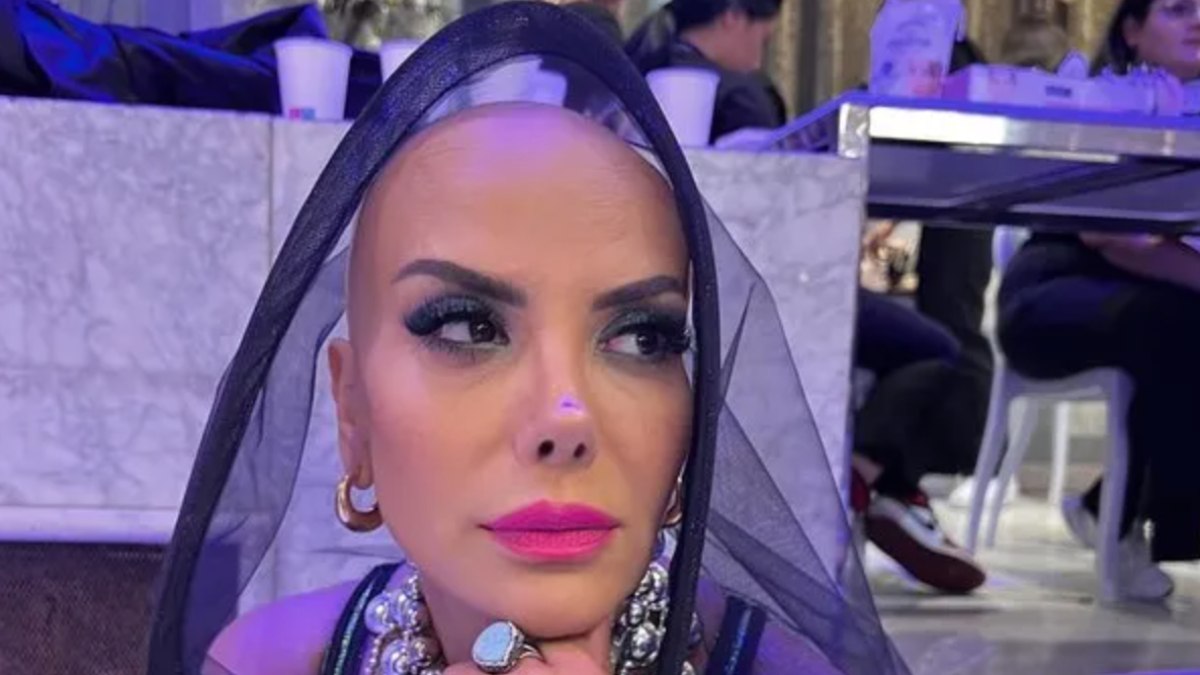 Oryantal Tanyeli’nin vasiyeti yerine getirildi! Bodrum’da gözyaşlarıyla toprağa verildi