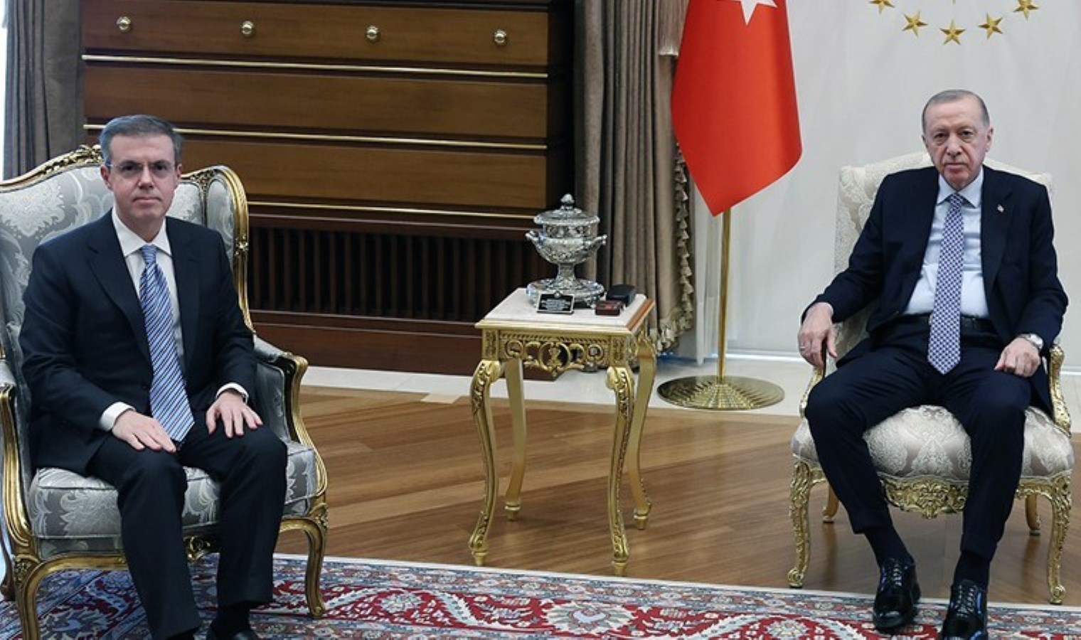 Özgür Özel boykot listesine eklemişti: İhlas Holding’den Erdoğan’a ziyaret