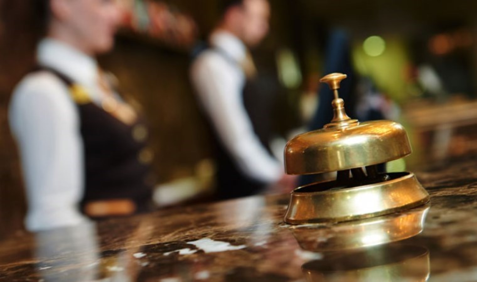 Rezervasyonu ‘erkek sayısı fazla’ diye iptal eden otele emsal ceza!