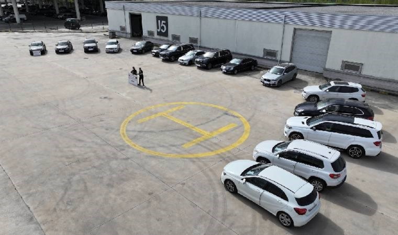 Sahte emeklilik belgesiyle Türkiye’ye sokulacaktı: Araçlar sınır kapısında yakalandı!