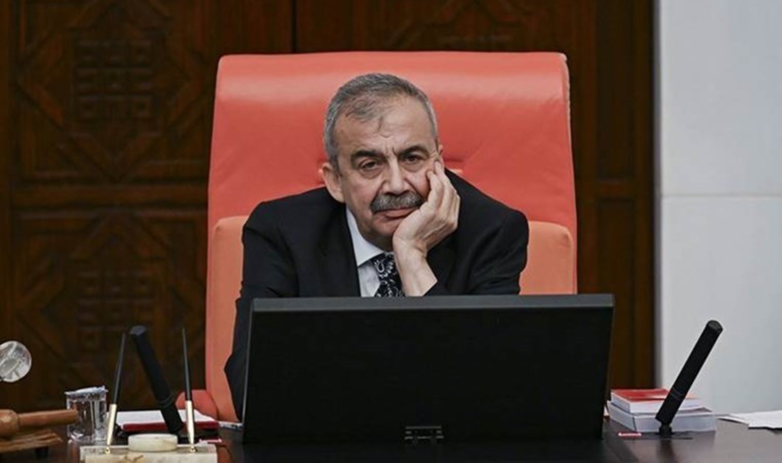 Sırrı Süreyya Önder, rahatsızlığını TBMM Genel Kurulu’nda anlatmıştı: ‘Bunu söylemek istemezdim ama…’