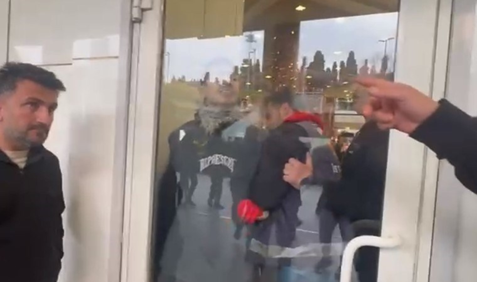 Şişli’de ters kelepçeyle gözaltına alınmıştı… Ablası Cumhuriyet’e konuştu: ‘Sessiz kalmayacağım!