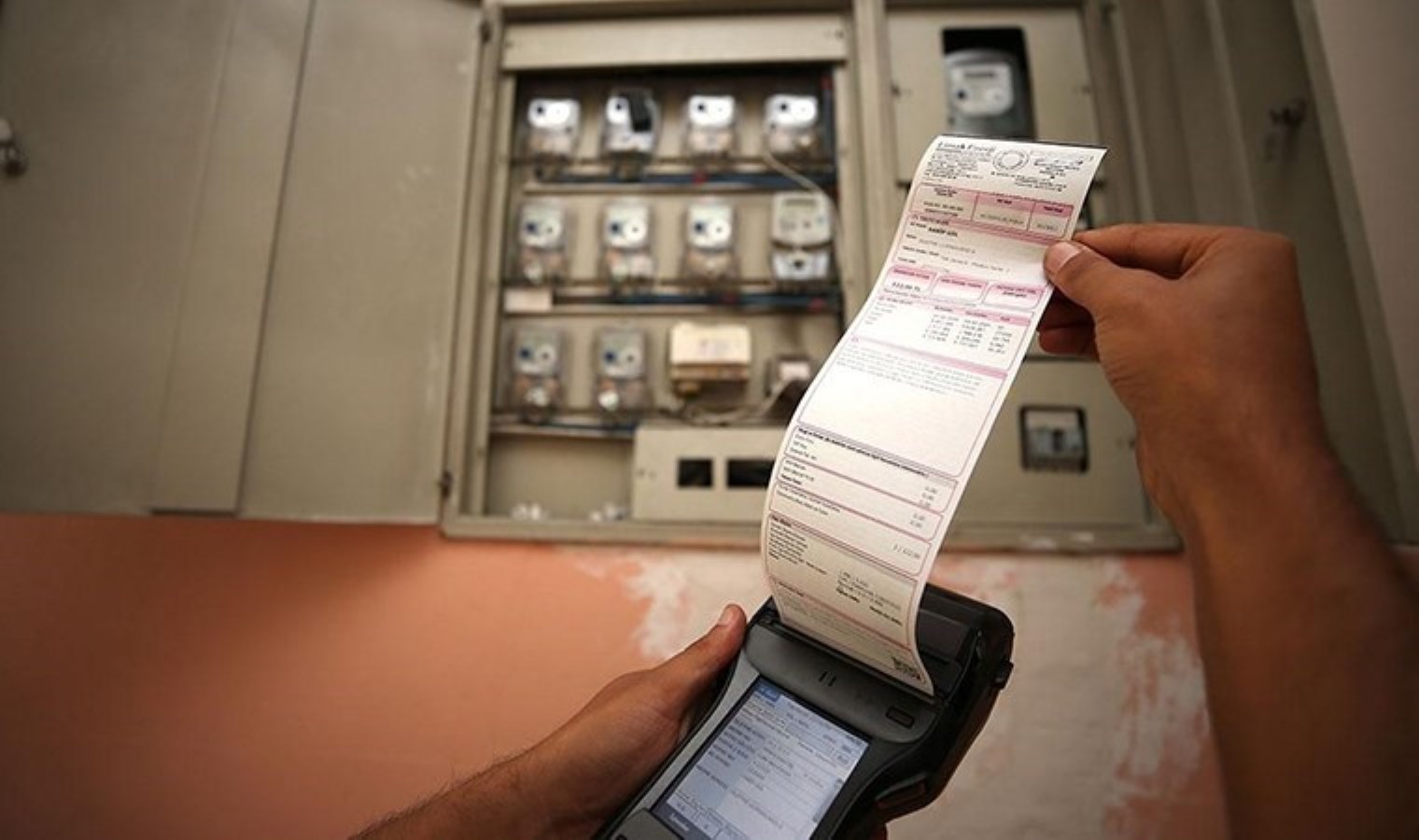 Son dakika… Bakan Bayraktar’dan açıklama: Elektriğe zam gelecek mi?