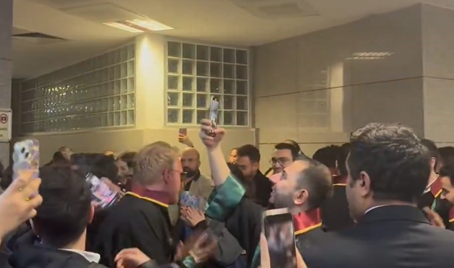 Son Dakika… Şişli’deki İmamoğlu protestoları: Tutuklama talebiyle sevk edilen gençlere adli kontrol!