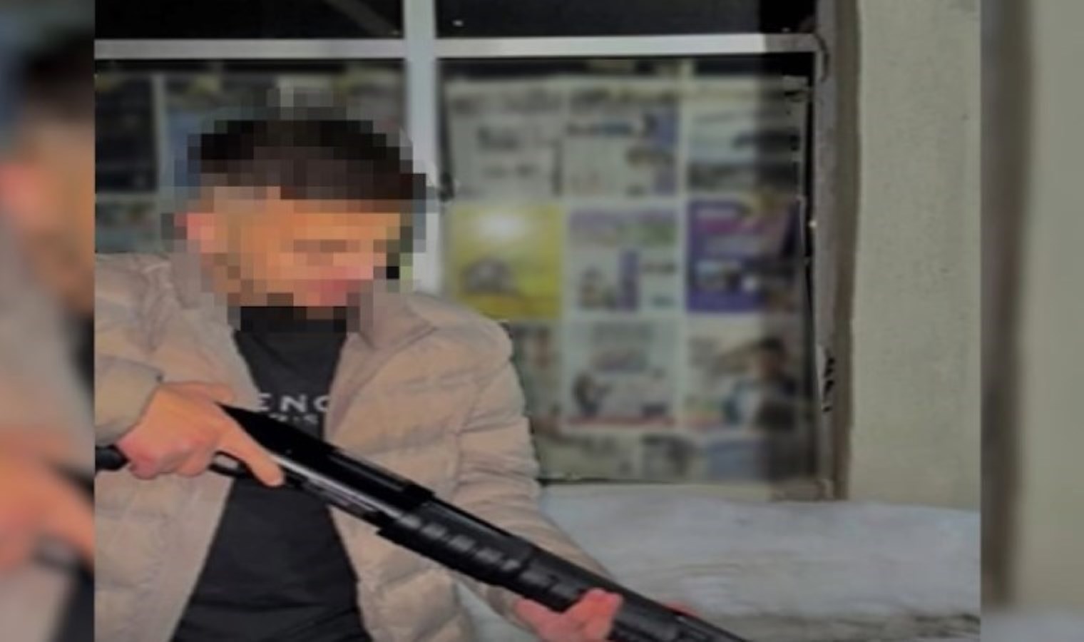 Sosyal medyada silahlı fotoğraf paylaşanlara operasyon: 4 gözaltı