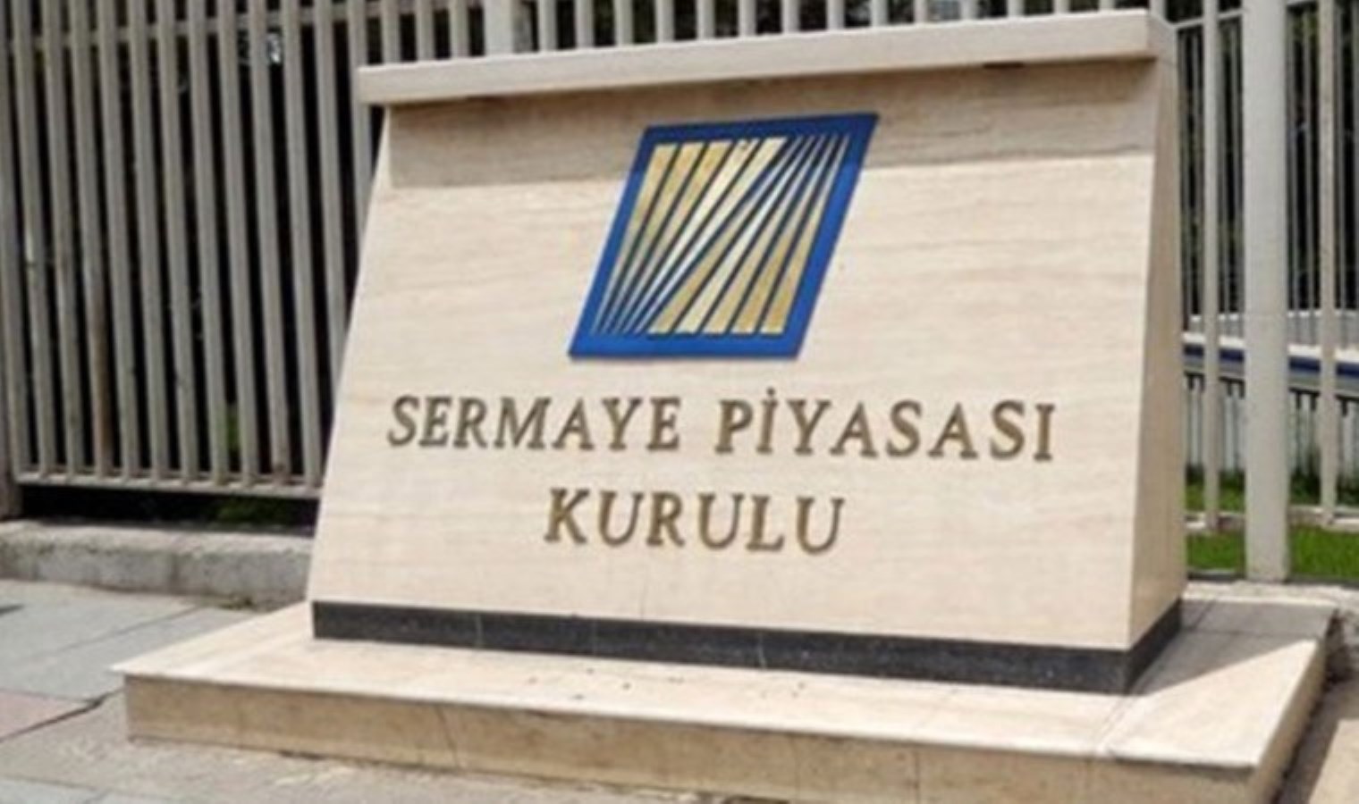 SPK’den 7 şirkete borçlanma onayı