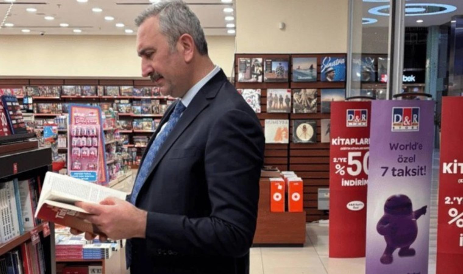 Tekin Yayınevi’nden Abdulhamit Gül’e ‘Doğan Avcıoğlu’ yanıtı