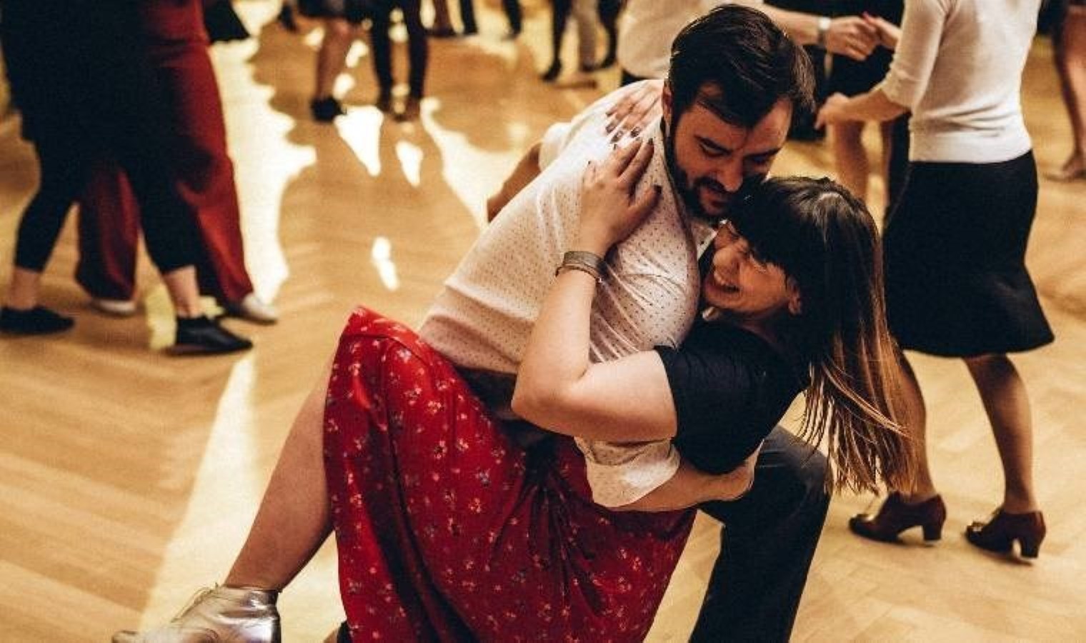 Tekirdağ’da acı olay: Sırp dansçı feci şekilde can verdi!