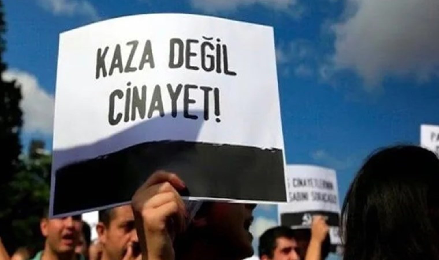 Tekirdağ’da iş cinayeti: Fabrika işçisi metrelerce yüksekten düşerek öldü