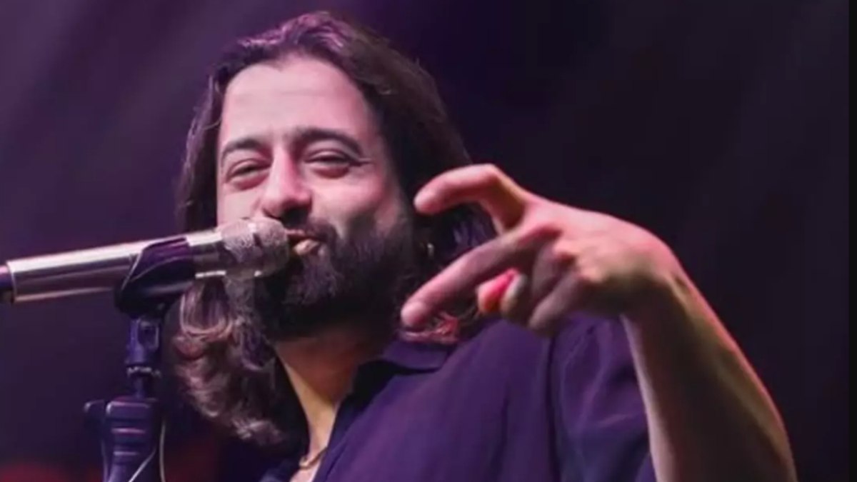 Teknede yaşıyor! Şarkıcı Koray Avcı’nın yeni hayatı