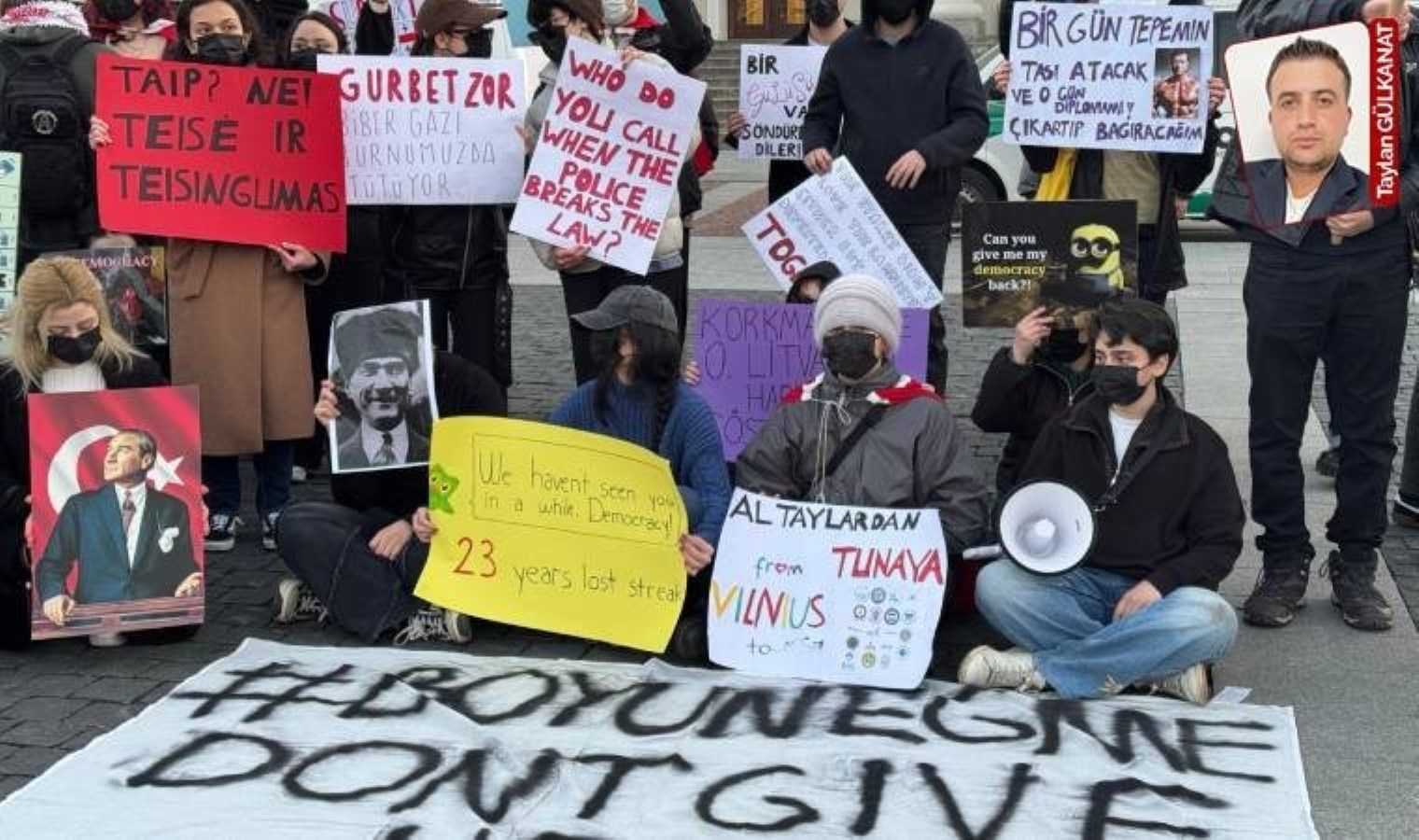 Türk öğrenciler Litvanya’dan seslendi: ‘Hepimizin kazanılmış hakları tehlike altındadır’