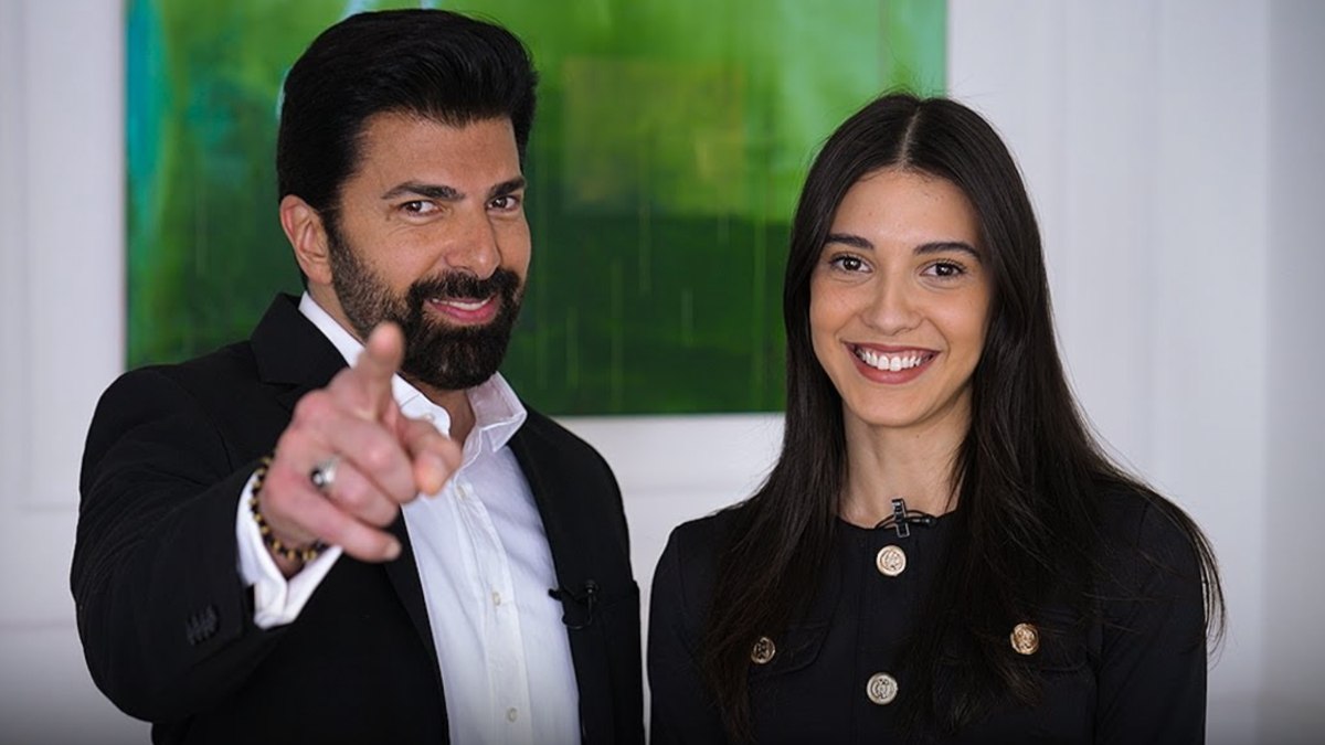 Yasak aşk iddialarıyla gündemdeydi! Mahassine Merabet, Cenk Torun’u paylaştı