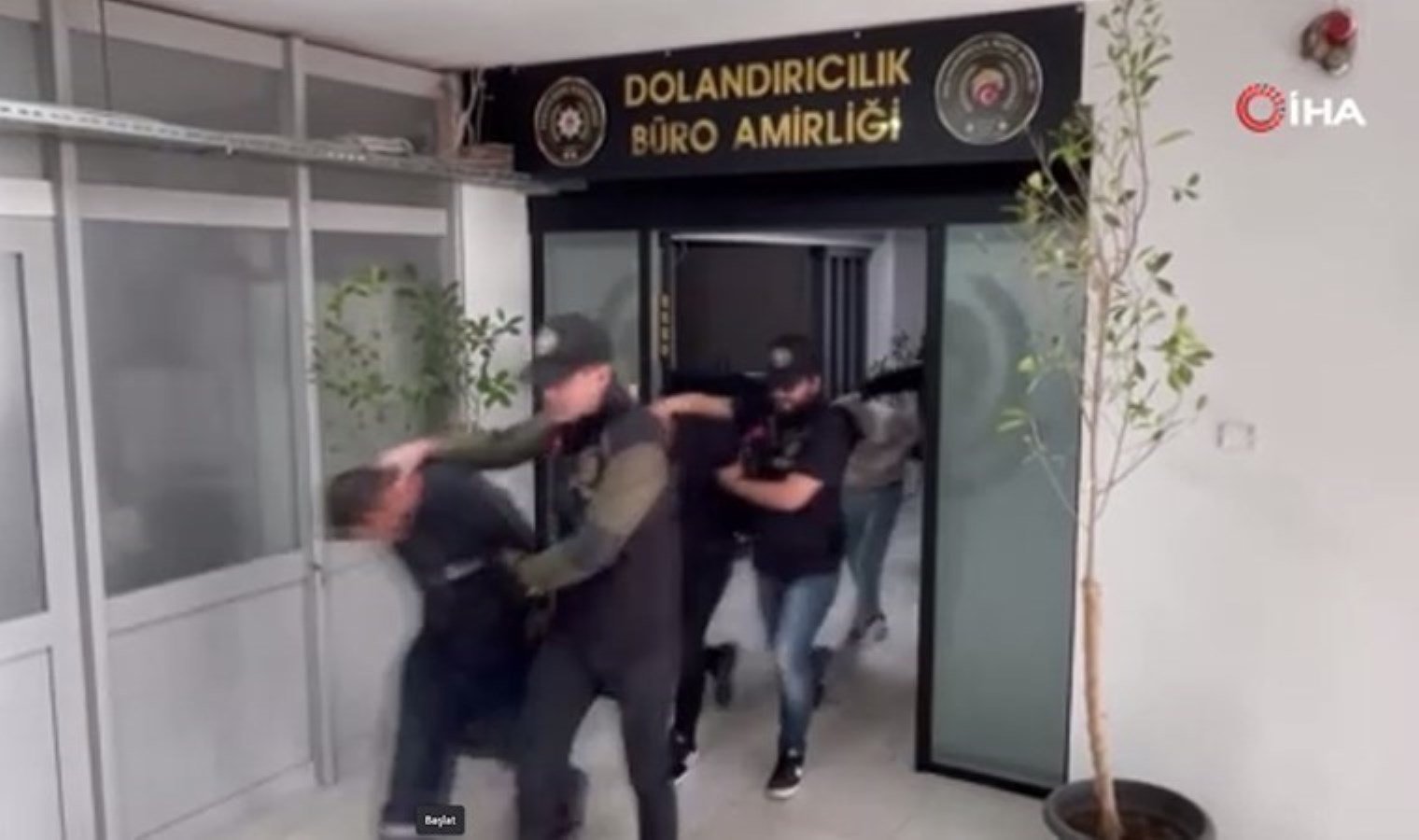 Yöntem yine aynı… Yaşlı kadını 750 bin TL dolandırdılar: 3 kişi tutuklandı!