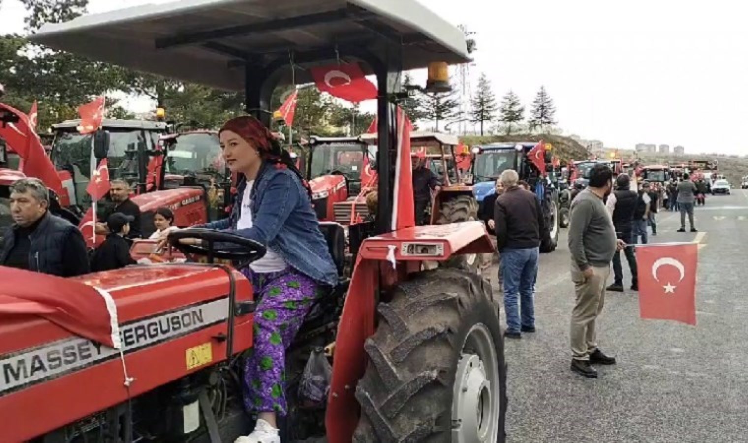 Yozgat’tan yükselen çığlık… CHP’li Erhan Erdem: ‘Traktörü hacizli, toprağı ipotekli, geleceği belirsiz’