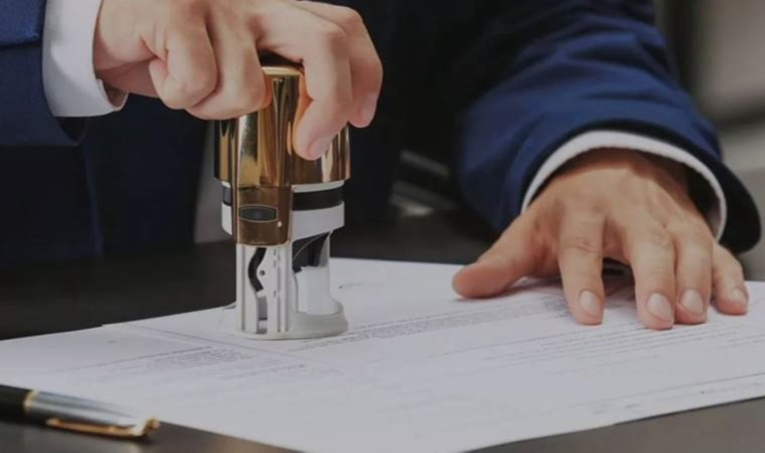 1 Mayıs’ta noterler açık mı? Yarın noterler çalışıyor mu, kapalı mı?