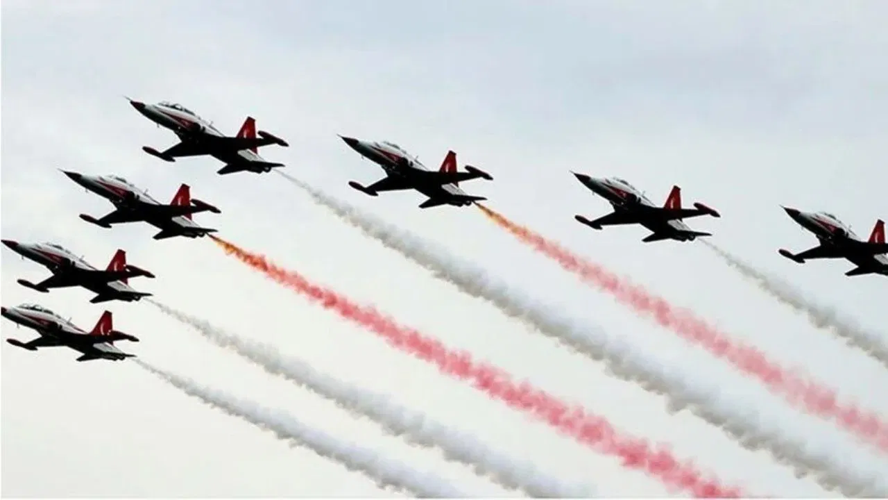 19 Mayıs SoloTürk ve Türk Yıldızları gösteri uçuşu ne zaman, saat kaçta?